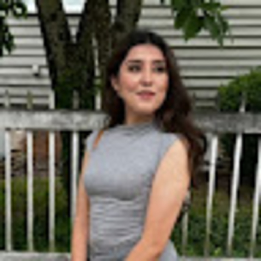 Meet your Posher, Angelica